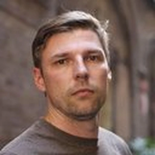 Matti B. · yläkoulun opettaja
