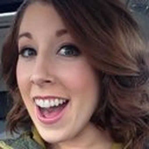 Karin T. · accountant