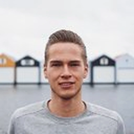 Morten B. · ungdomsskolelærer